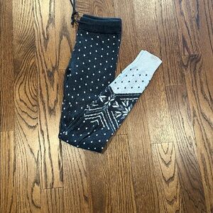 Oh it's Sweater Weather for your legs. Women's Size Small 🖤BOGO